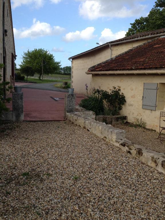 Chateau Nardou Hotel Saint-Sulpice-et-Cameyrac Стая снимка